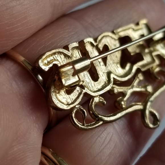 Relisted - Vintage Jesus brooch pin gold tone Christian religious catholic - Picture 6 of 9